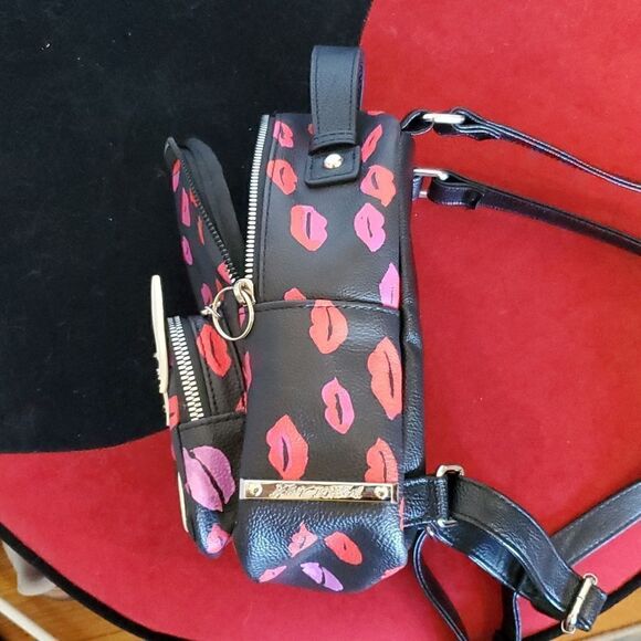 Betsey Johnson Mini Kitsch Backpack Puppy Dog Love - Picture 9 of 15